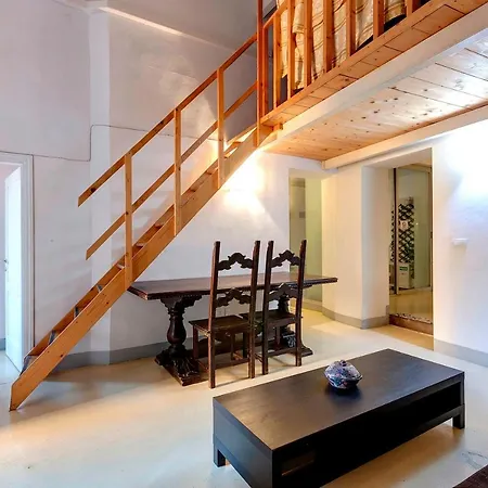 Apartment Pitti 24 *