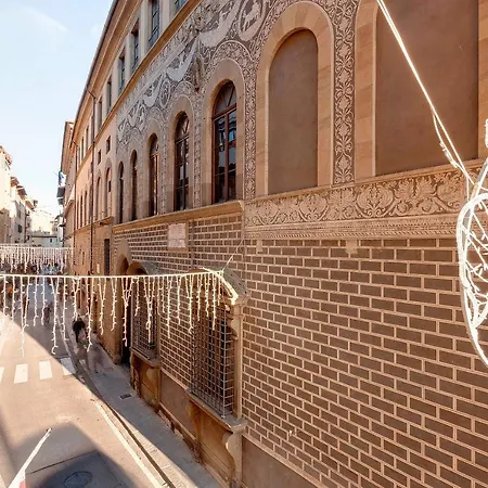 Pitti 24 Apartment *